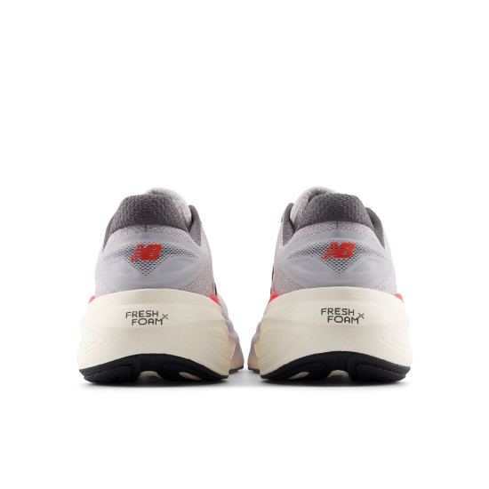 New Balance Fresh Foam X More v6